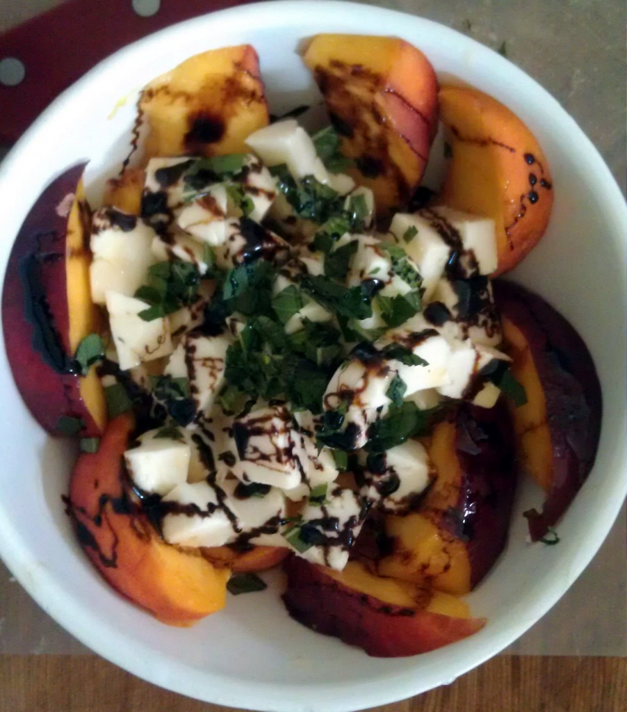 Jimmes peach mozz salad1